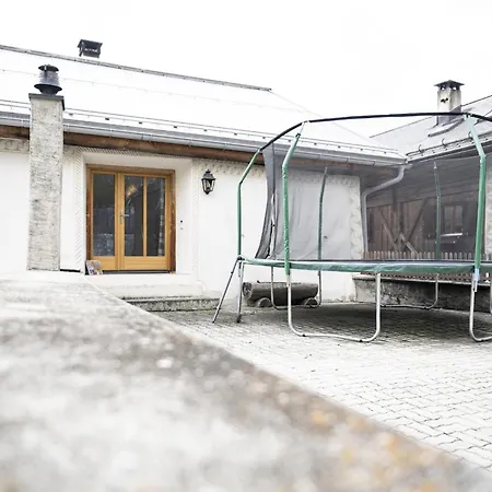 Holiday home Chasa Riatsch Ardez